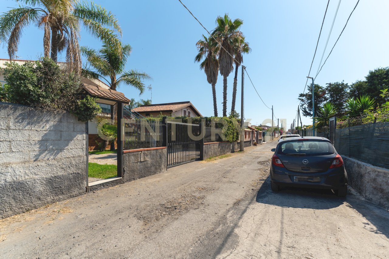 Viale dei pini 21 (1) - Villa Via dei Geranei 12, Augusta - foto 1