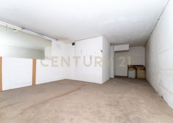 Bottega Bronte 2 (20) - Locale Commerciale Via Bronte 2l, Catania - foto 15