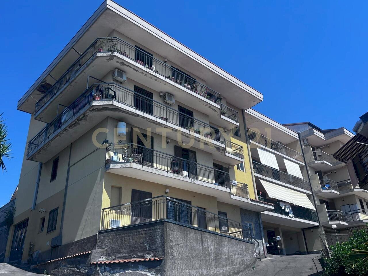 WhatsApp Image 2026-06-24 at 12.16.01 (5) - Three-room apartment Via Turi D'Agostino 145, Aci Catena - photo 1