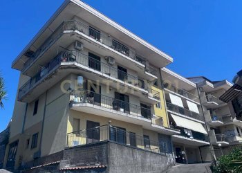 WhatsApp Image 2026-06-24 at 12.16.01 (5) - Three-room apartment Via Turi D'Agostino 145, Aci Catena - photo 1