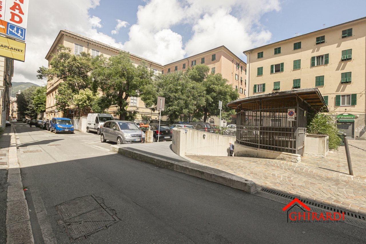 4-2.3 ingresso.jpg.jpg - Box Via Emanuele Ferro, Genova (neighborhood Sestri Ponente) - photo 2