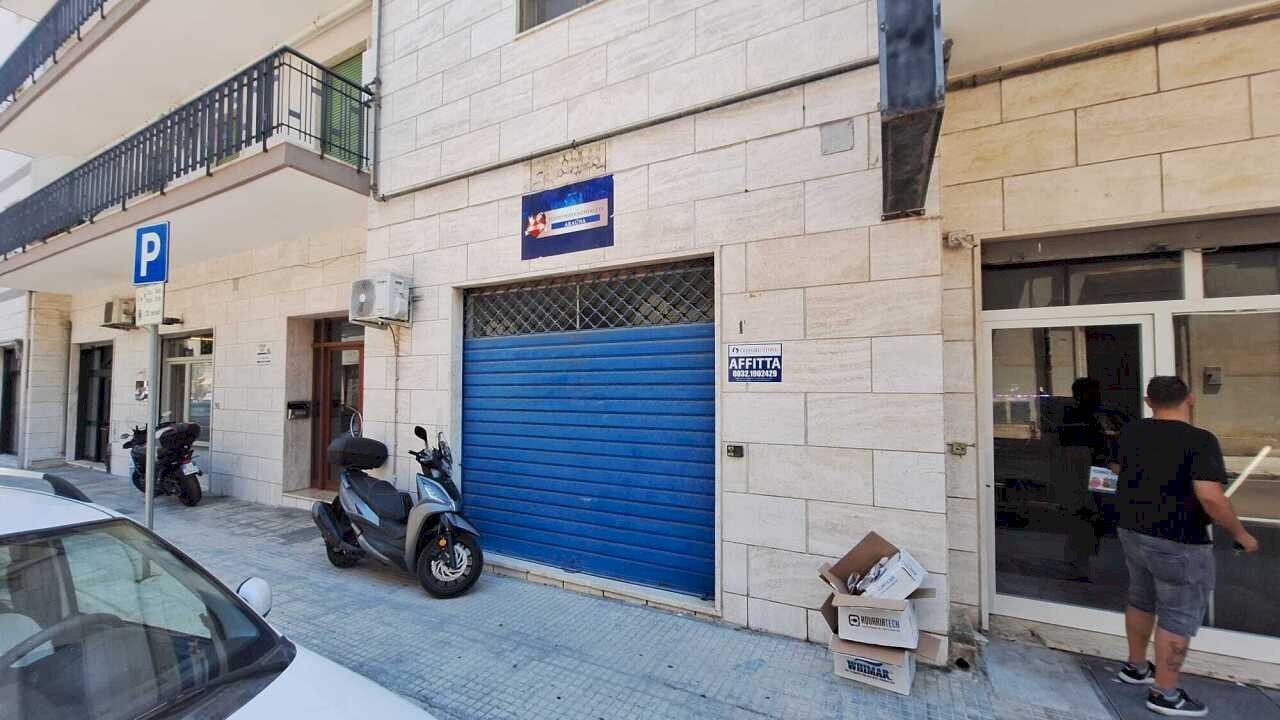 0 prima - Locale Commerciale Via Giovanni Andrea Coppola 1, Lecce - foto 3