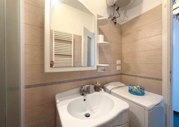 image00013 - Two-room apartment Via Aurelia 82, San Bartolomeo al Mare - photo 2