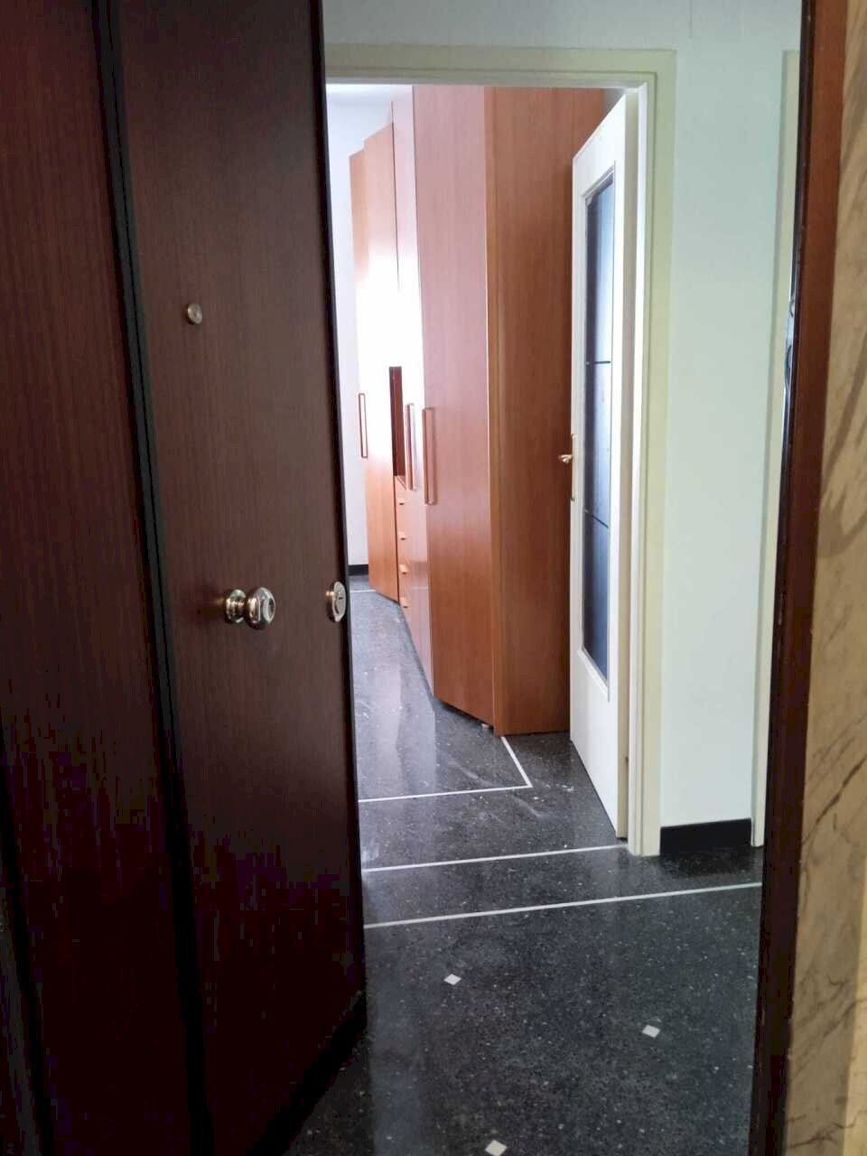 ingresso - Four-room apartment Via Pierino Negrotto Cambiaso 4B, Genova (neighborhood Rivarolo) - photo 1