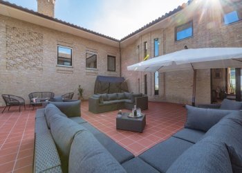 1782817090.jpg - Villa Barbara - foto 17