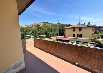 WhatsApp Image 2026-06-22 at 11.53.27 (2) - Apartment Via Luigi Umberto Giordana 25, Medesano - photo 12