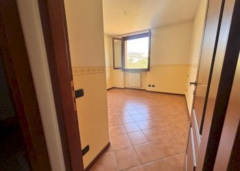 WhatsApp Image 2026-06-22 at 11.53.30 (5) - Apartment Via Luigi Umberto Giordana 25, Medesano - photo 30