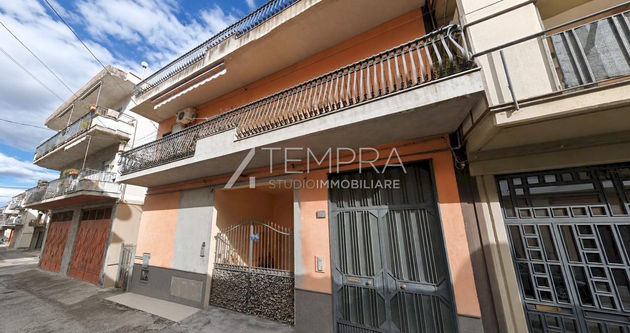6046467264850103948.jpg - Villa Via dell'Amicizia 31, Adrano - foto 1