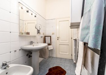 29 - Three-room apartment Via delle Belle Arti 34, Bologna - photo 30