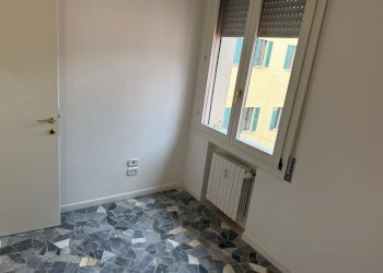 1000715837.jpg - Four-room apartment Via Avesella 9, Bologna (neighborhood Centro Storico) - photo 9