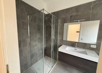 1000715852.jpg - Four-room apartment Via Avesella 9, Bologna (neighborhood Centro Storico) - photo 11