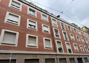 1000715809.jpg - Four-room apartment Via Avesella 9, Bologna (neighborhood Centro Storico) - photo 21