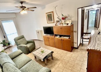 SALOTTO - Four-room apartment Via Tommaso Casini 8, Bologna - photo 2