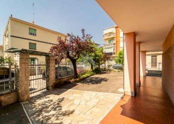 Apartment Via enrico montanaro, Grugliasco - photo 30