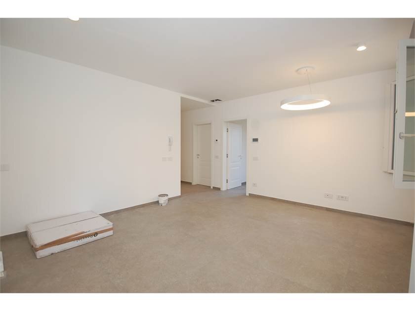 Three-room apartment Modena (neighborhood Circoscrizione 1) - photo 1