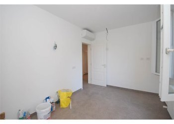 Three-room apartment Modena (neighborhood Circoscrizione 1) - photo 5