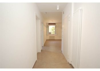 Three-room apartment Modena (neighborhood Circoscrizione 1) - photo 7