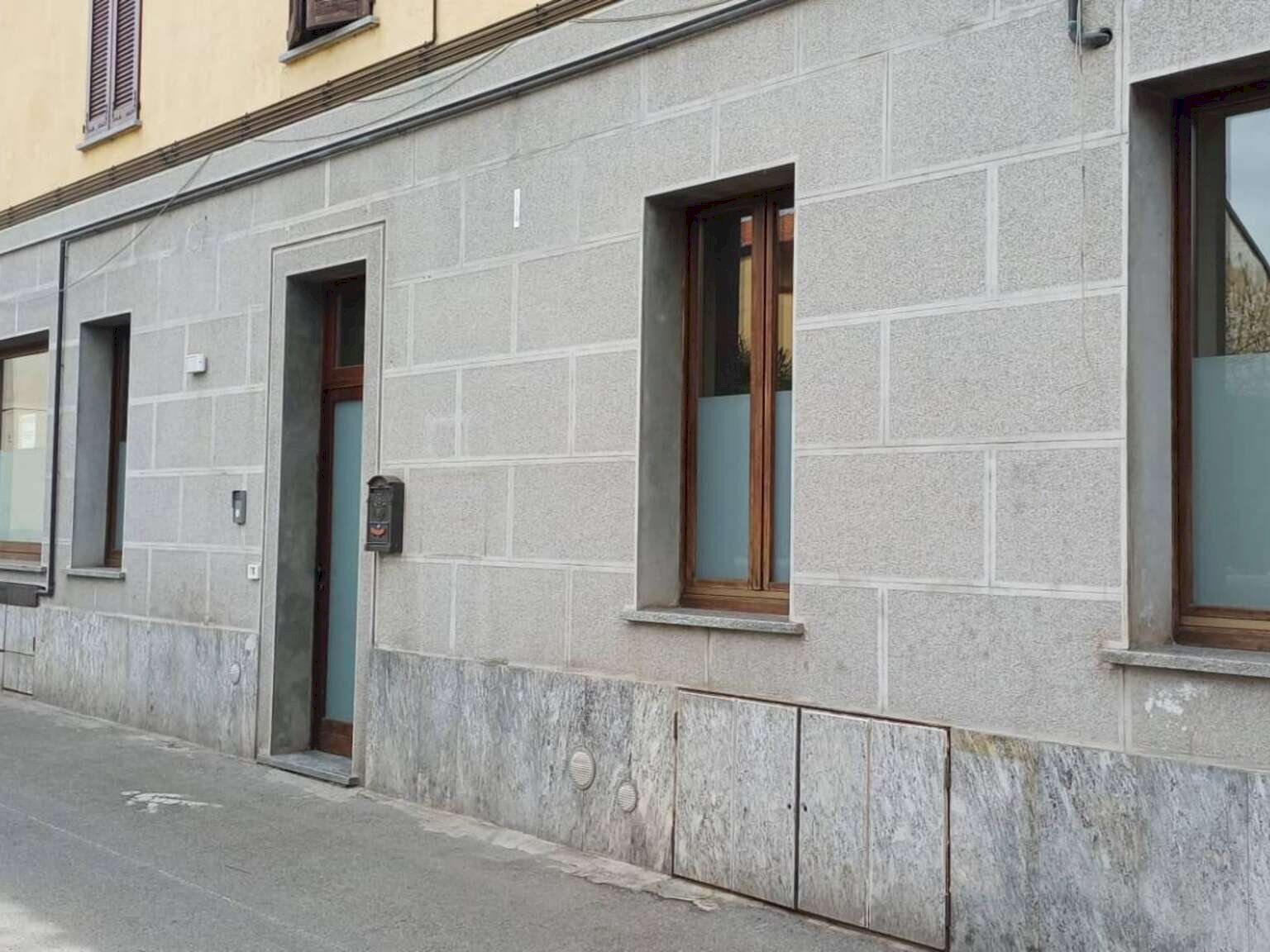 Commercial Premises Bernareggio - photo 2