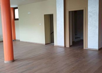 Commercial Premises Bernareggio - photo 4