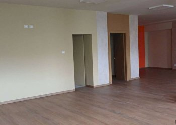 Commercial Premises Bernareggio - photo 9