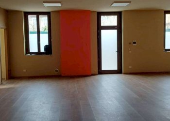 Commercial Premises Bernareggio - photo 13