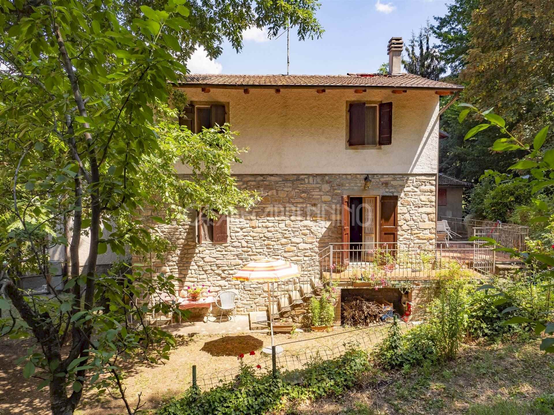 Semi-detached house Polinago - photo 2