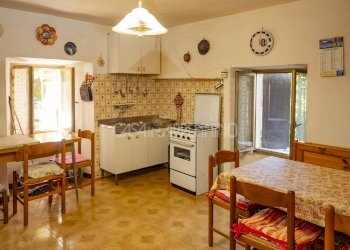 Semi-detached house Polinago - photo 11