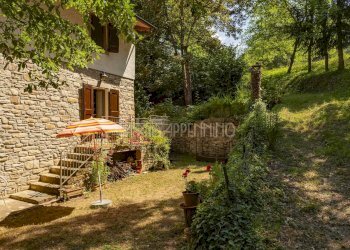 Semi-detached house Polinago - photo 14