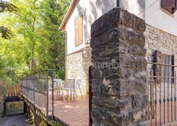 Semi-detached house Polinago - photo 18