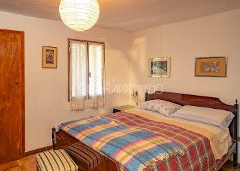Semi-detached house Polinago - photo 20