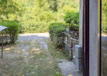 Semi-detached house Polinago - photo 23