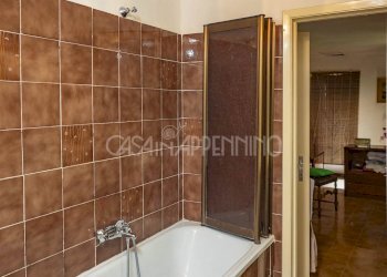 Semi-detached house Polinago - photo 27