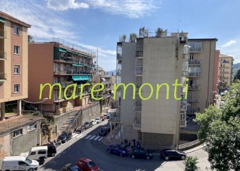 Trilocale Savona - foto 4