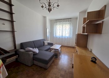 Soggiorno - Apartment via Cesare Vinaj, Cuneo (neighborhood San Paolo) - photo 8