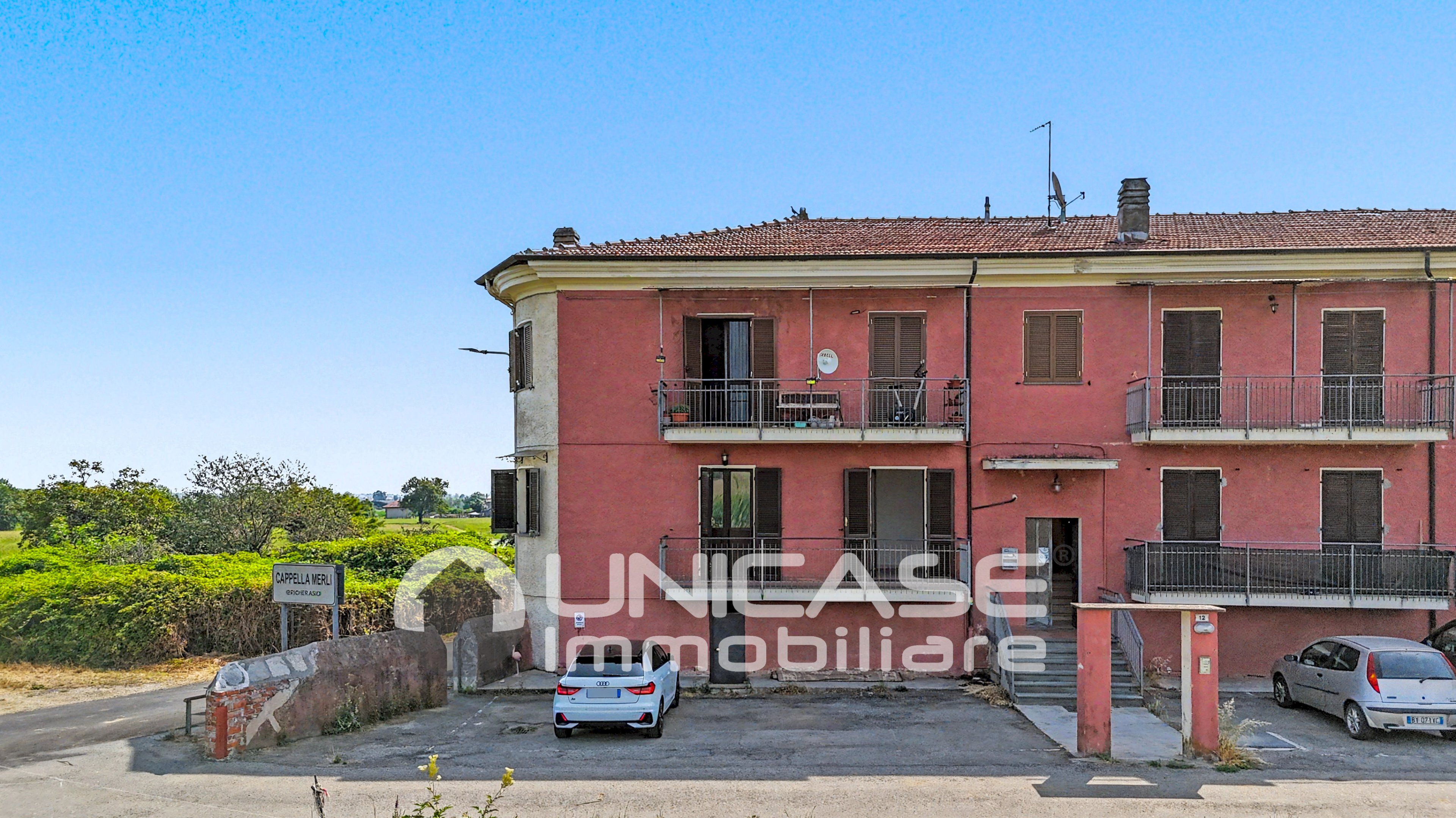 Four-room apartment strada Tirabrasse, 12, Bricherasio - photo 1
