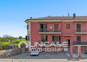 Four-room apartment strada Tirabrasse, 12, Bricherasio - photo 1