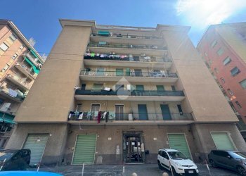 Bilocale Salita Brasile, Genova (zona Bolzaneto) - foto 1