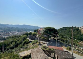 Quadrilocale Via Rocca dei Corvi, Genova (zona Bolzaneto) - foto 24