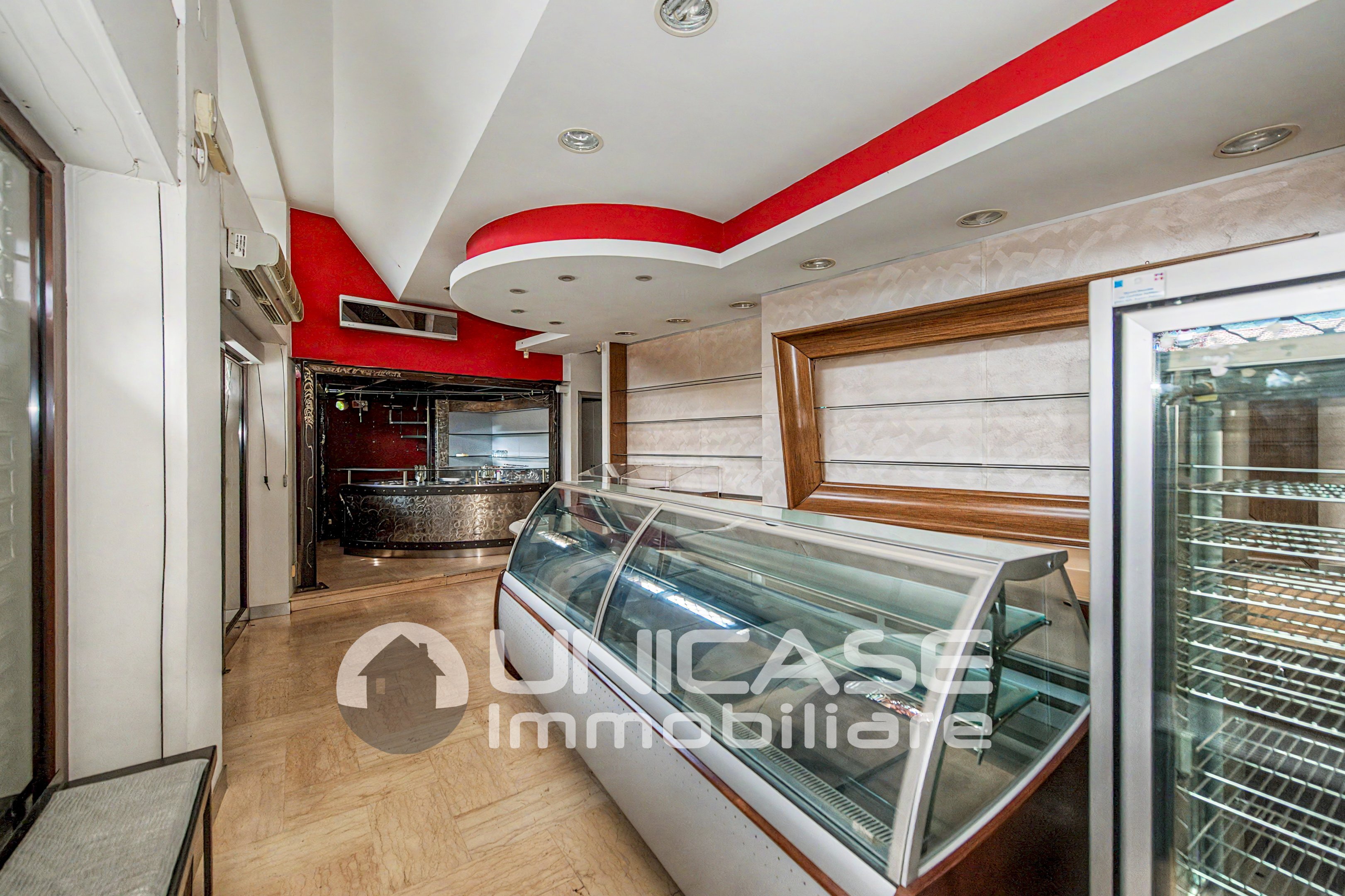 Commercial Premises Viale E. de Amicis, 12, Luserna San Giovanni - photo 2