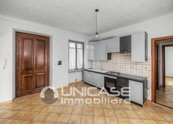 Trilocale via Olmetti, 6, Bricherasio - foto 1