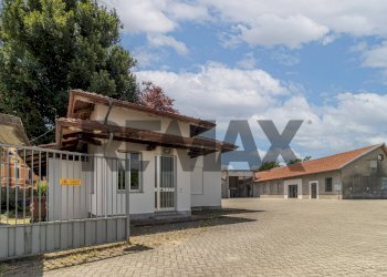 Capannone Biella, BI, frazione Chiavazza, Biella - foto 6