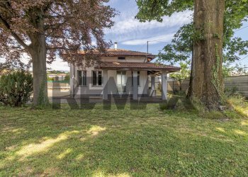 Capannone Biella, BI, frazione Chiavazza, Biella - foto 13