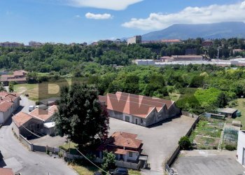 Capannone Biella, BI, frazione Chiavazza, Biella - foto 39