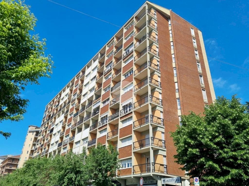 Three-room apartment Corso francia, Collegno - photo 1