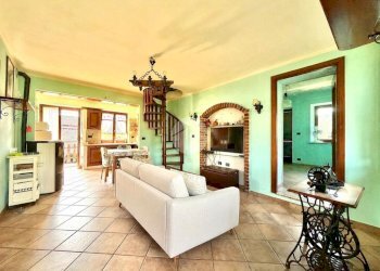 Semi-detached house Borgata rivata, Reano - photo 6
