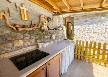 Casa indipendente Via Ferriere, snc 
 Carrodano, Carrodano - foto 18