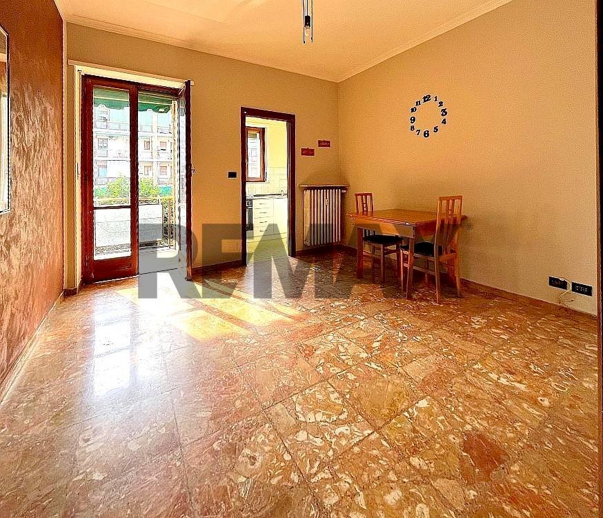 One-room apartment Regio Parco, Torino, Torino (neighborhood Regio Parco) - photo 1