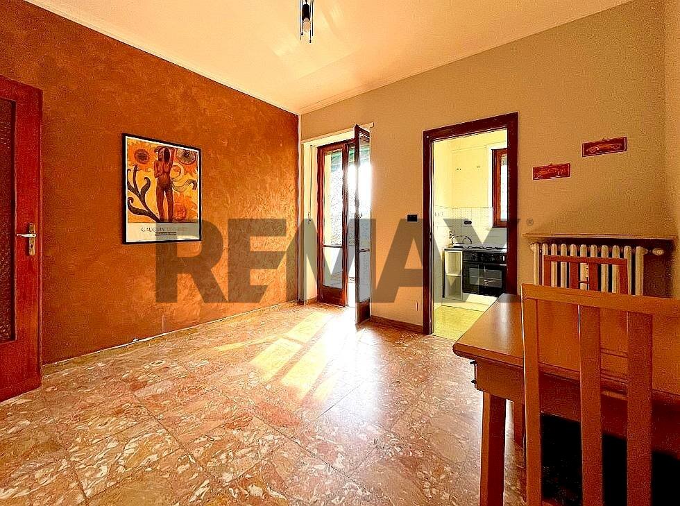 One-room apartment Regio Parco, Torino, Torino (neighborhood Regio Parco) - photo 2