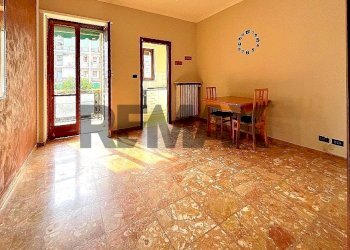One-room apartment Regio Parco, Torino, Torino (neighborhood Regio Parco) - photo 1