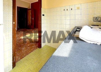 One-room apartment Regio Parco, Torino, Torino (neighborhood Regio Parco) - photo 5
